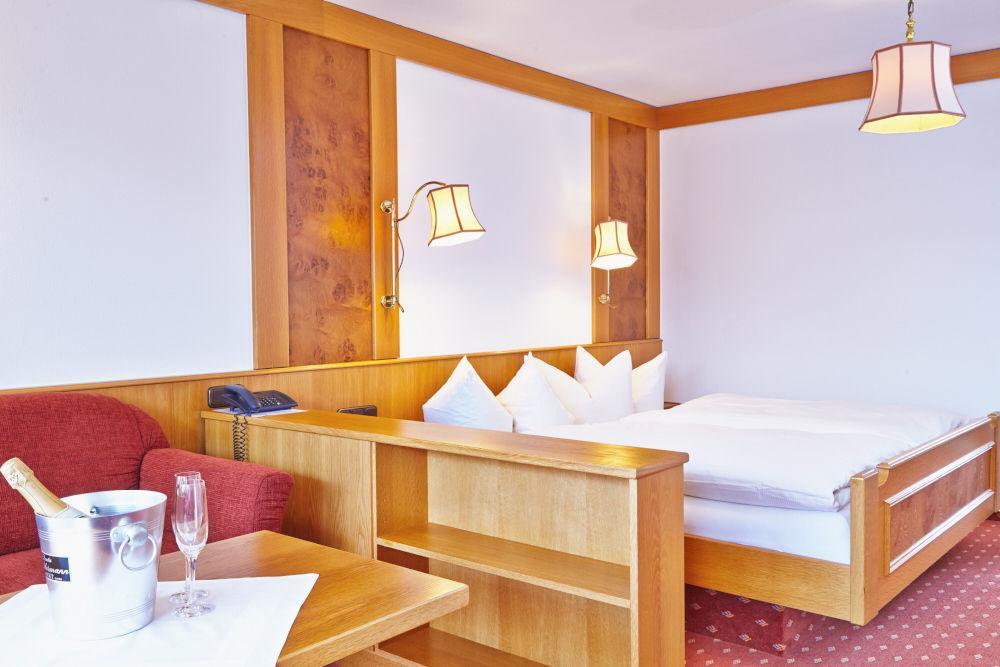 Ringhotel Garni Pflug オーバーキルヒ エクステリア 写真