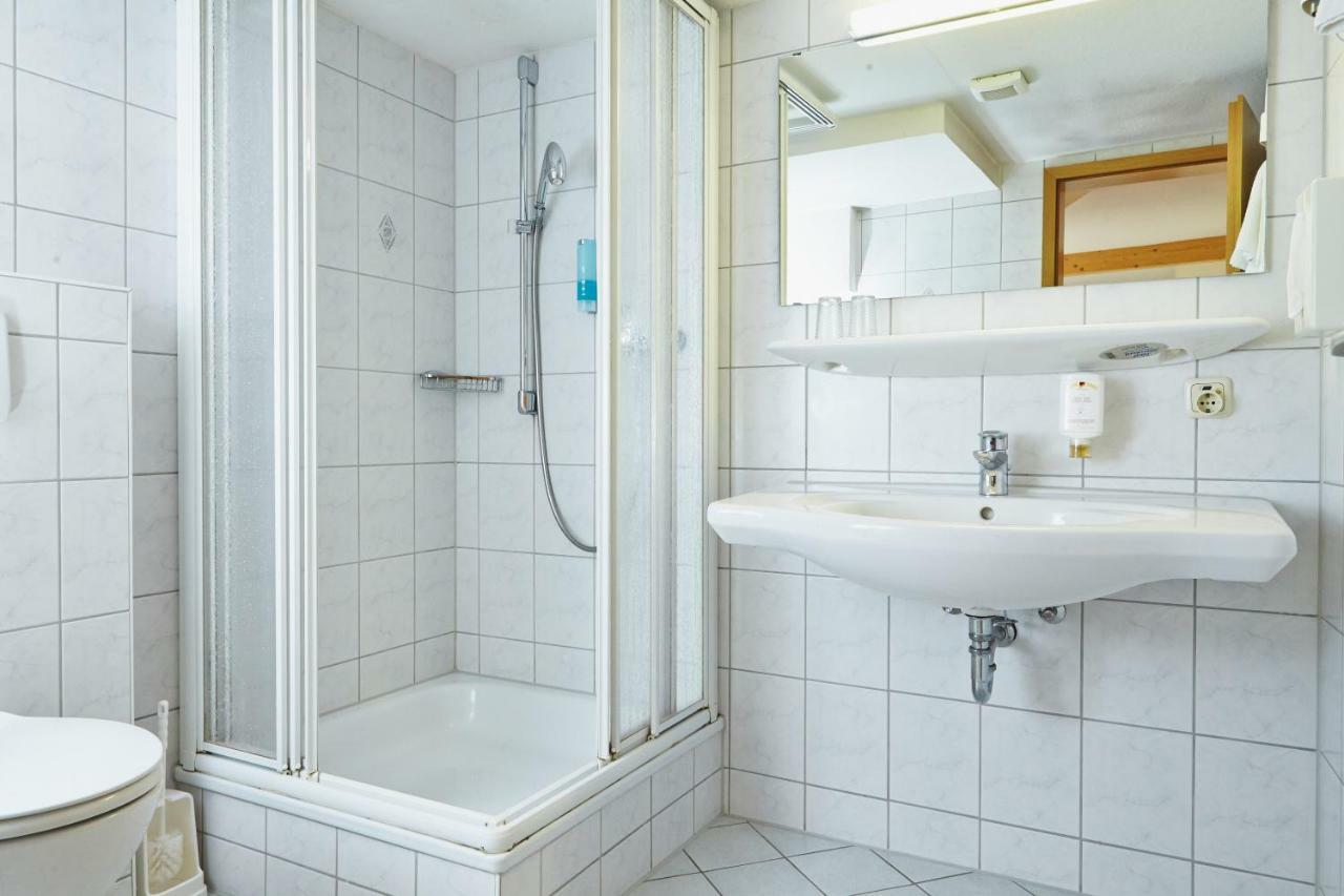 Ringhotel Garni Pflug オーバーキルヒ エクステリア 写真