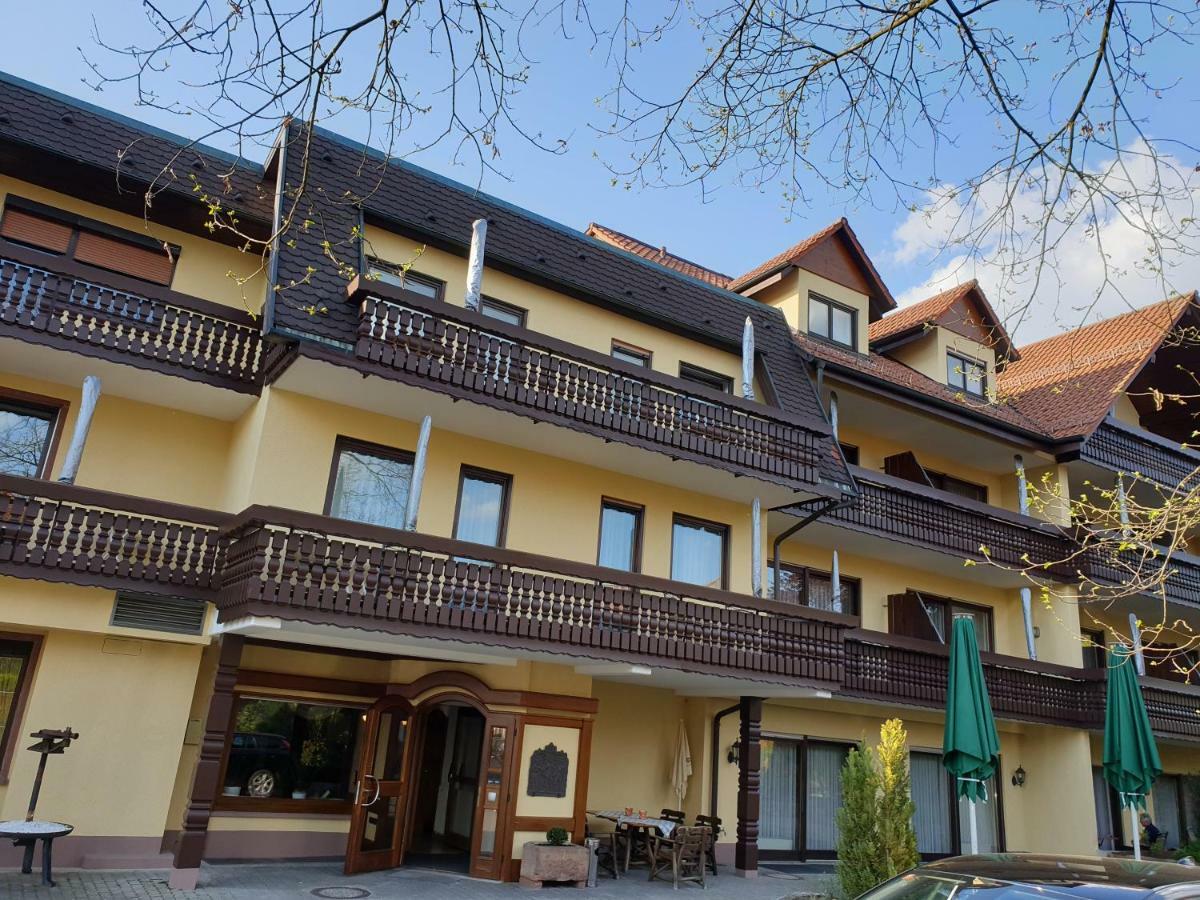 Ringhotel Garni Pflug オーバーキルヒ エクステリア 写真