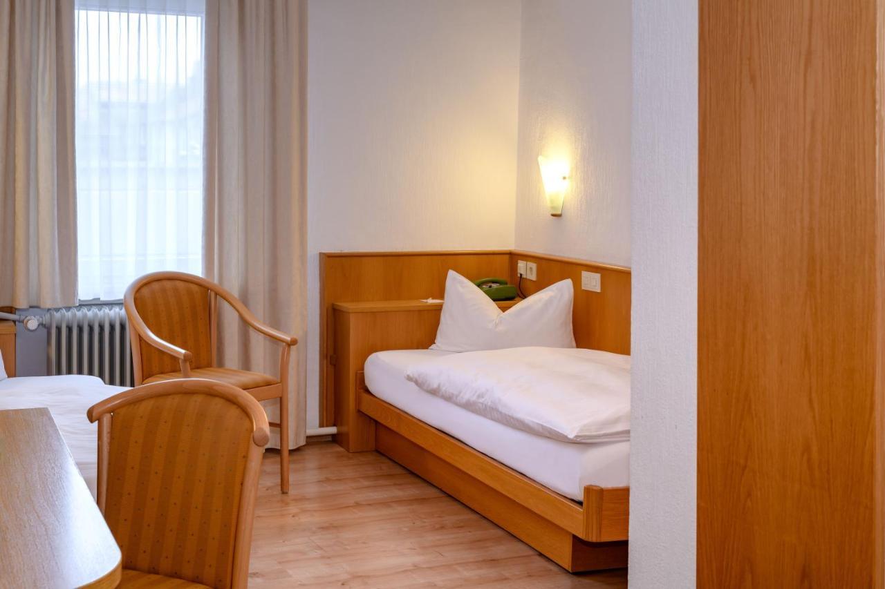 Ringhotel Garni Pflug オーバーキルヒ エクステリア 写真
