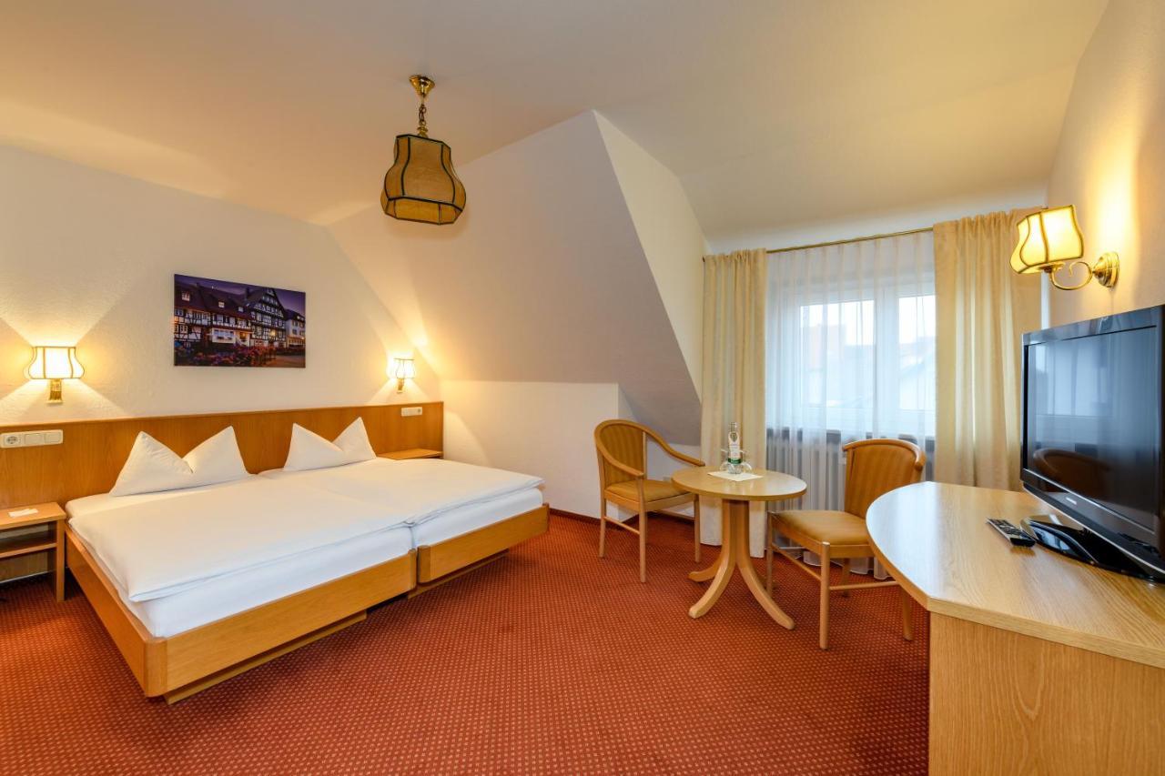 Ringhotel Garni Pflug オーバーキルヒ エクステリア 写真
